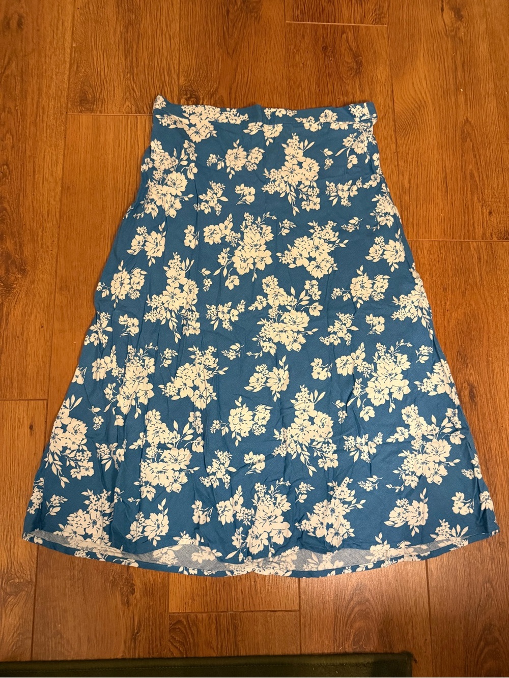 Old Navy Blue Floral A-Line Skirt NWOT